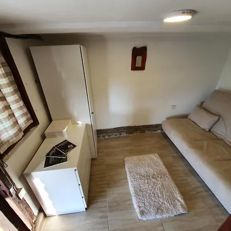 بيت للعطل Vajat Orasac