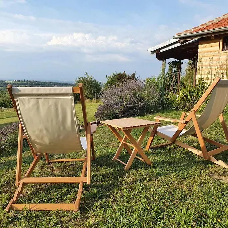 Vajat Orasac بيت للعطل *